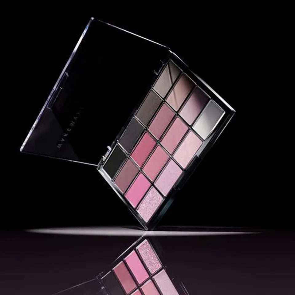 WAKEMAKE SOFT BLURRING EYE PALETTE AD 16 BLACK HUSH BLURRING